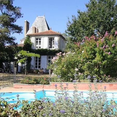 Campismo de Luxo Vendee Reves En Yourte Château-Guibert